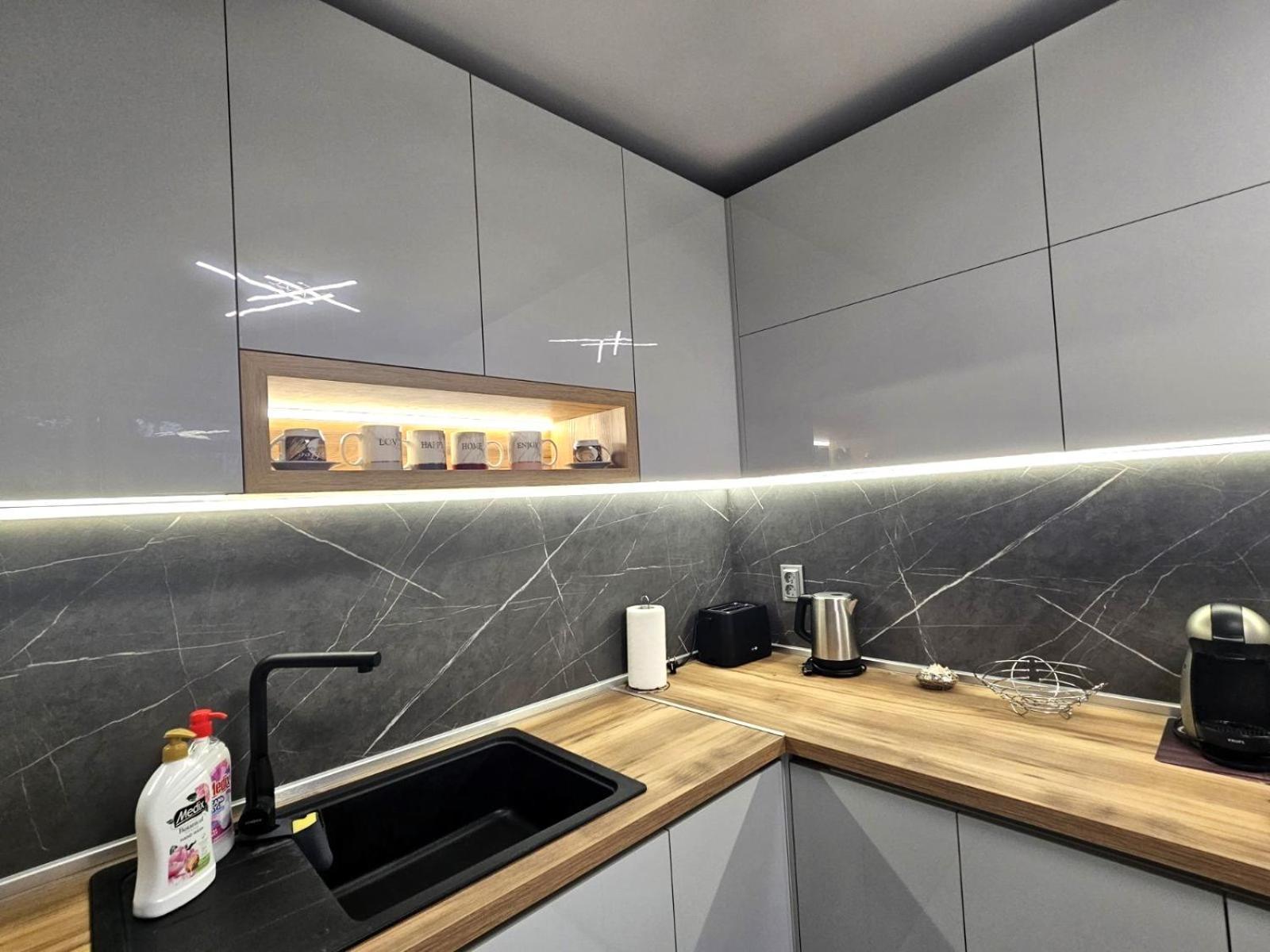 Apartment Bohemi With Free Parking Burgas Esterno foto